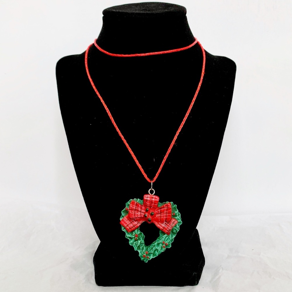 Christmas Heart Wreath Necklace Holiday Festive Red Green Bow Y2K Vintage Granny